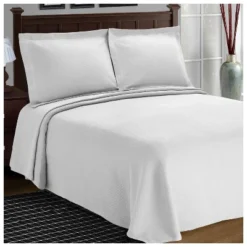 Geometric Rustic Traditional Raised Jacquard Matelasse Cotton Diamond Solitaire 3-Piece Bedspread Set By Blue Nile Mills -Cozy Bedding Home GUEST 05494f6d ae2e 4abd 812d 708d9f4d49d1