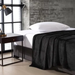 Kenneth Cole Reaction Plush Fleece Blanket (Solid-Black)-King -Cozy Bedding Home GUEST 3f12d3fd cf0e 42c9 be05 3c3bd8b73d28