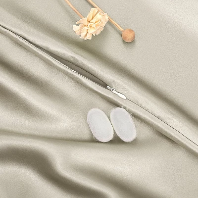 Queen/20"x30" Silk 25 Momme Breathable Pillow Cases Taupe - PiccoCasa 4 Queen/20"x30" Silk 25 Momme Breathable Pillow Cases Taupe - PiccoCasa - Image 2