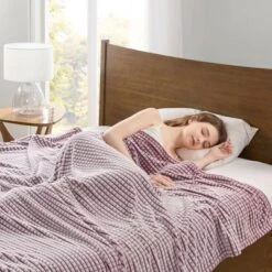 CAVINAS King Plush Cooling Blanket,Breathable Bedding Blanket,Soft Cold Blanket For Couch,Bed,Sofa,Red