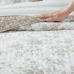 Laura Ashley Walled Garden 100% Cotton Quilt Bedding Set Brown -Cozy Bedding Home GUEST 6c6e1c01 33bd 4bb5 8ff6 77426fbde5a8