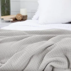 Southshore Fine Living Ashmore Collection 100% Cotton Bed Blanket Basketweave Luxury Blankets -Cozy Bedding Home GUEST b663e86a e592 4498 ae1d b953217ed8a8