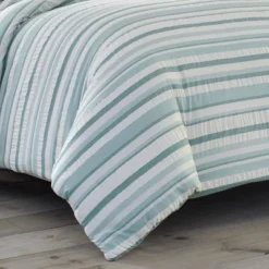 Clearwater Cay Reversible Comforter & Sham Set Blue - Tommy Bahama -Cozy Bedding Home GUEST b85b11a9 fabb 4897 8ab1 9254d9df91a5
