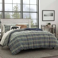 Full/Queen Rugged Plaid Reversible Comforter Set Navy - Eddie Bauer