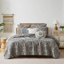 Southshore Fine Living, Ashanti Collection 7-Piece Quilt Set, Grey, King/Cal King